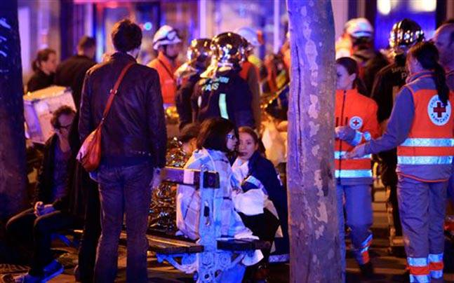 पेरिस में हुए हमले में मृतकों की संख्या बढ़ने की आशंका है