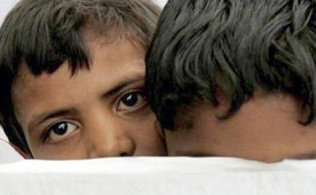 बच्चों को बाल संरक्षण गृह और नारी निकेतन भेजा गया है