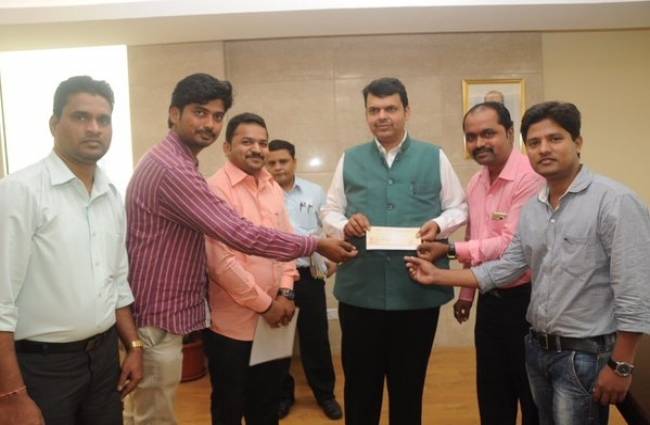 मंगेश अहिवाले ने दिया दान