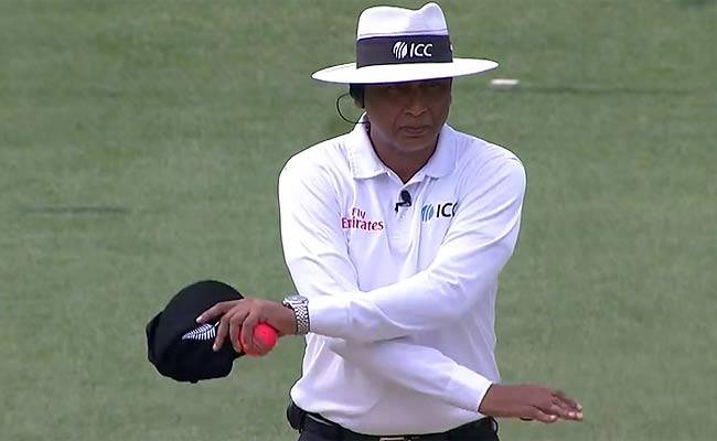 डीआरएस पर तीसरे अंपायर नाइजेल लॉन्ग ने दिया गलत फैसला