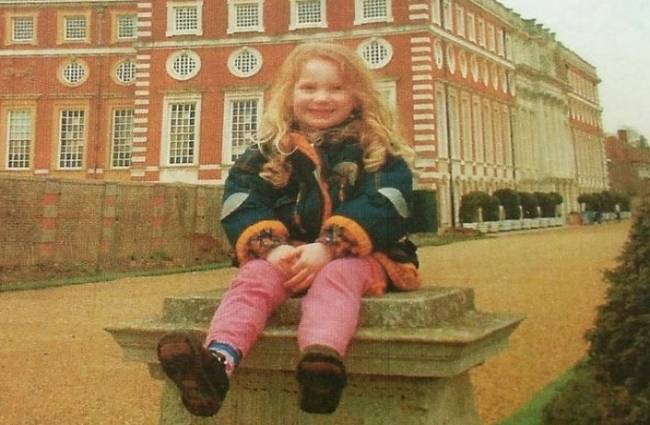 जेनी के माता-पिता का मानना है कि स्कूल में लगे वाईफाई ने उसकी जान ली