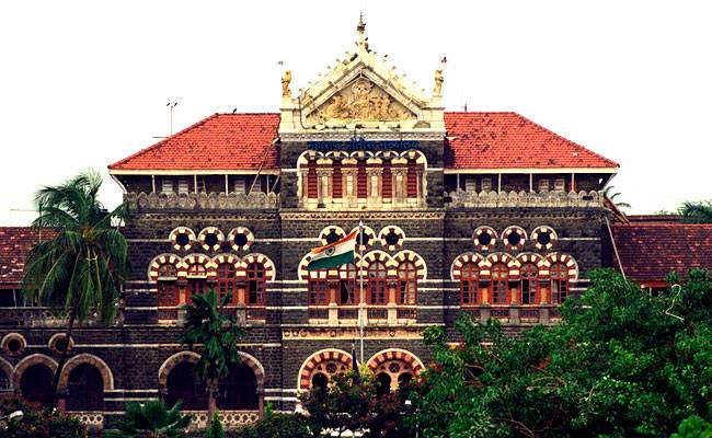 मुंबई के पुलिस कमिश्नर के लिए तेज हुई रेस