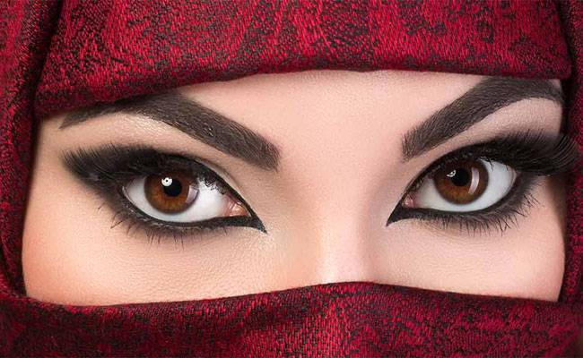 काजल लगाने का सही तरीका