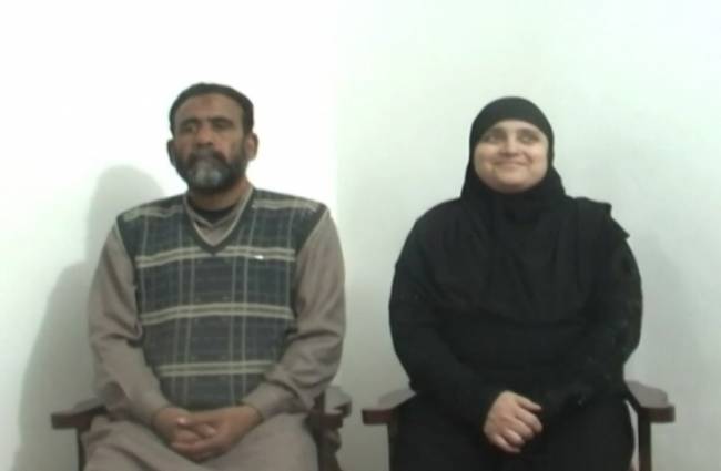 मोहम्मद मुर्तुजा और अफशीन मुर्तुजा