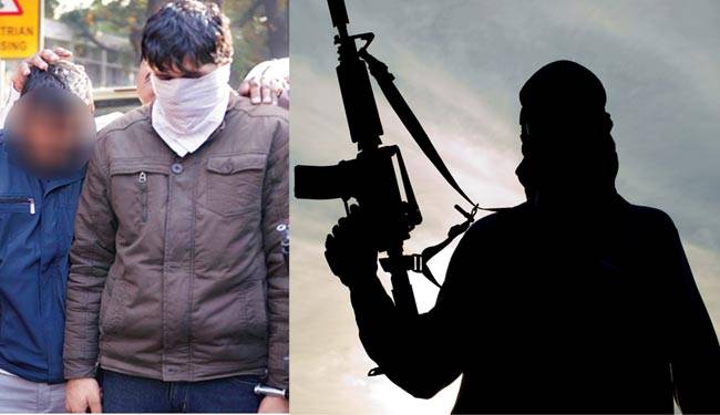 पुलिस ने उग्रवादियों के पास हथियार भी बरामद किए हैं