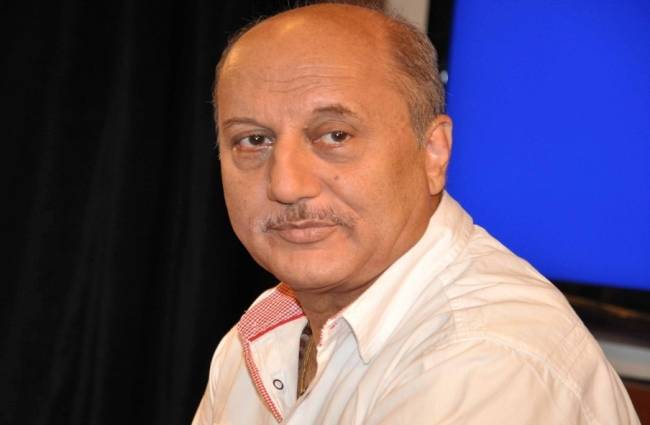 अब अनुपम खेर ने ठुकराया पाकिस्तान का ऑफर