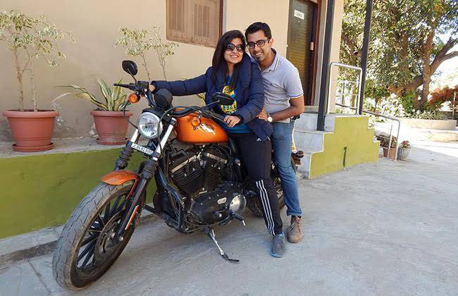 पत्नी ने पति को गिफ्ट की हार्ले डेविडसन