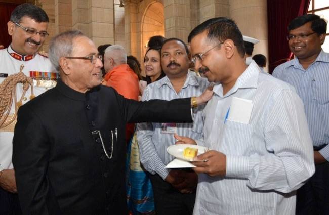 राष्ट्रपति भवन के एक कार्यक्रम में अरविंद केजरीवाल फाइल फोटो