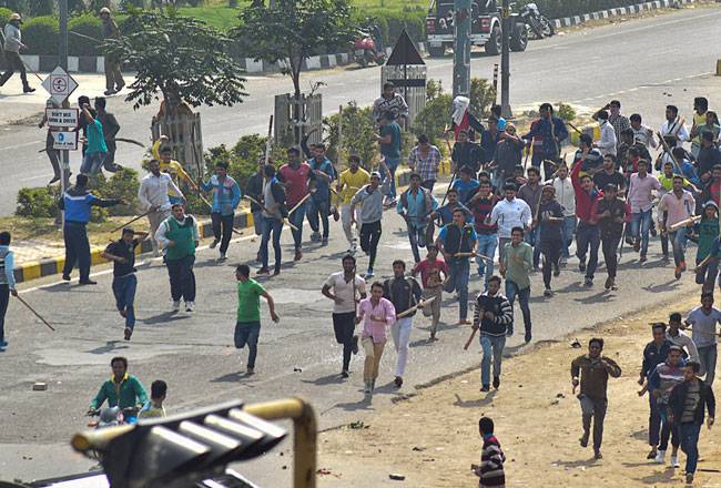 हरियाणा जाट आंदोलन हुआ हिंसक