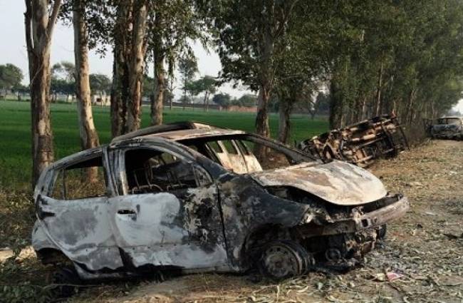 खेतों में मिले थे महिलाओं के अंत:वस्त्र