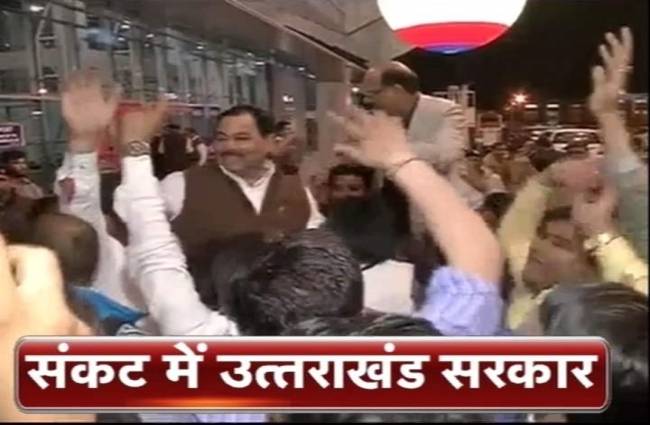 उत्तराखंड सरकार की मुश्किलें जारी