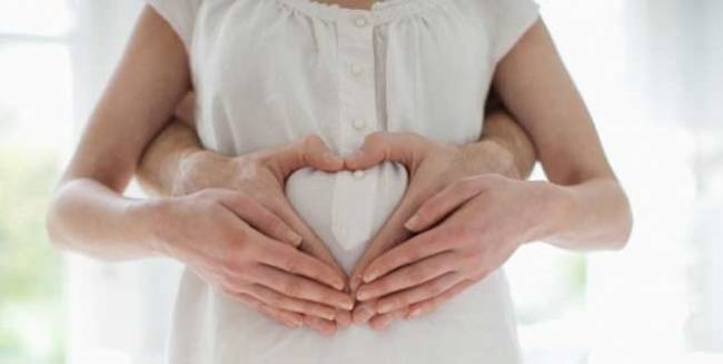 पत्नी गर्भवती हो तो घर में पार्टी न करें