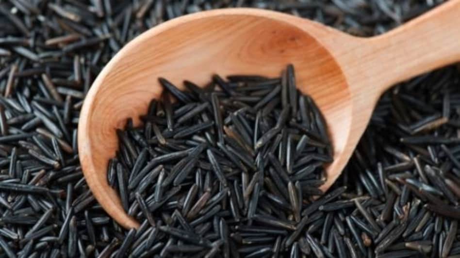Black Superfood: जामुन से लेकर काले चावल तक ऐसे सुपरफूड जो हर बीमारी को रखेंगे आपसे दूर