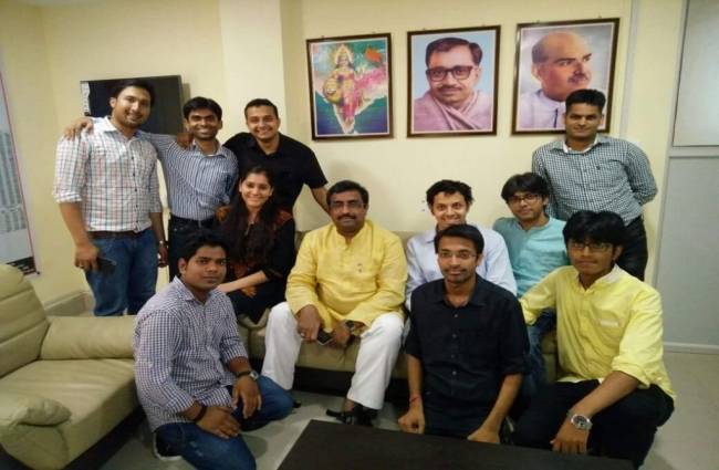 राम माधव के साथ काम करने वाली टीम