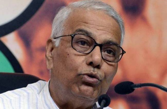 पूर्व केंद्रीय मंत्री और बीजेपी के सीनियर नेता यशवंत सिन्हा