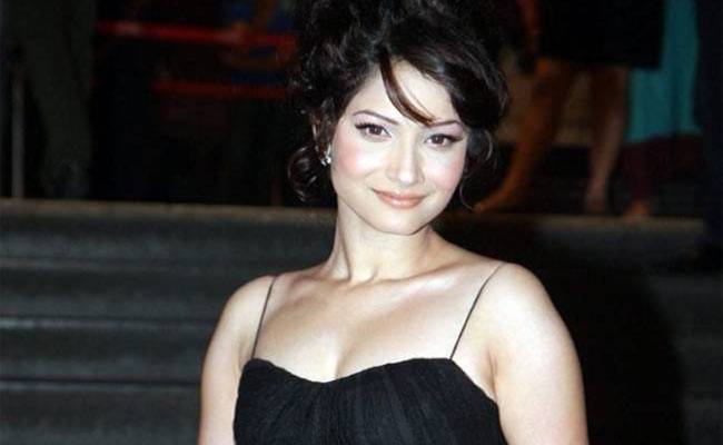 अंकिता लोखंडे