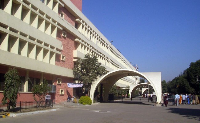 University College of Medical Sciences and GTB hospital, Delhi