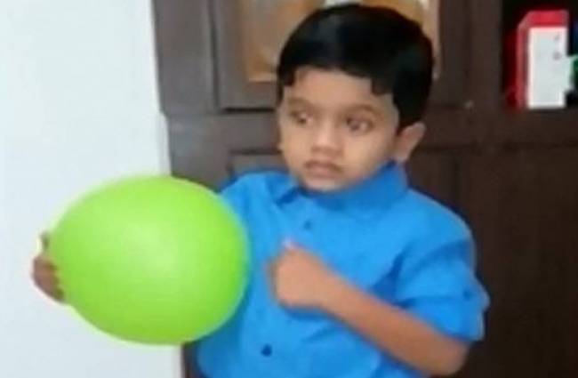 बेडरूम में लॉक हो गया था श्रीयान