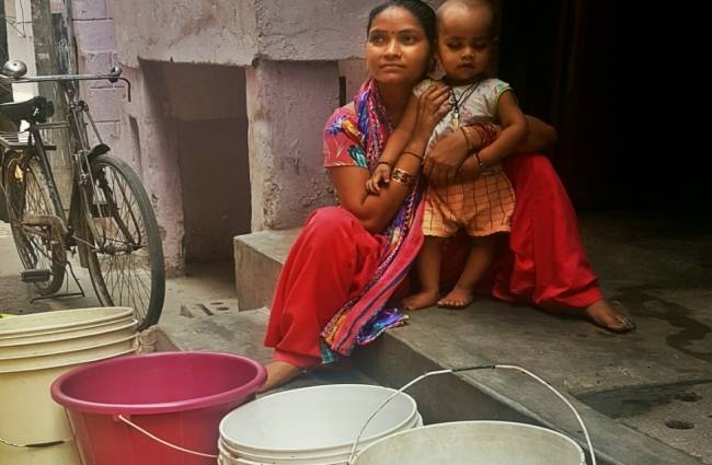 आनंद पर्वत इलाके में पानी की किल्लत