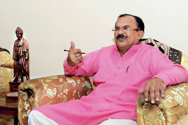 वासुदेव देवनानी