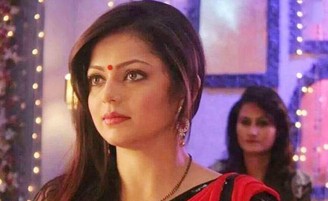 दृष्टि धामी