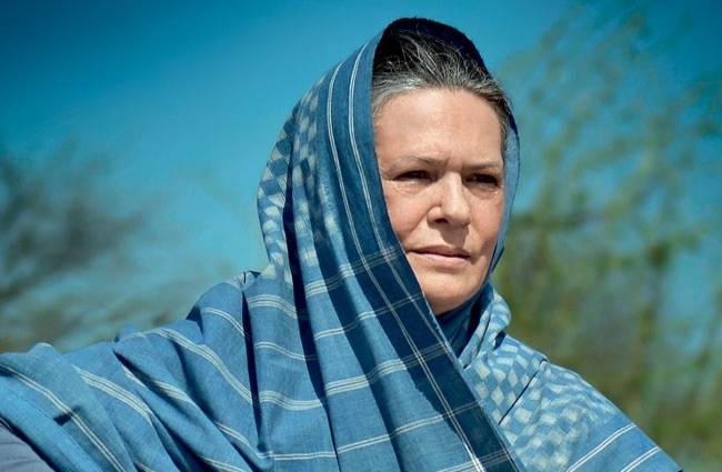 कांग्रेस अध्यक्ष सोनिया गांधी
