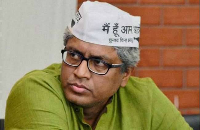 'आप' नेता आशुतोष ने लगाए बीजेपी पर आरोप