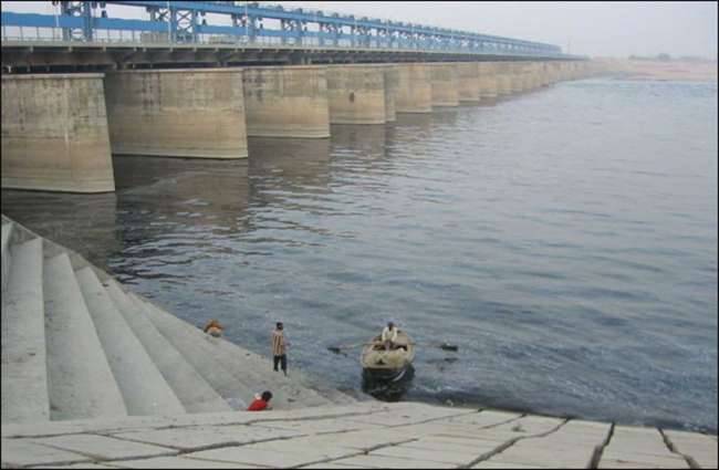 तीनों दसवीं के छात्र थे