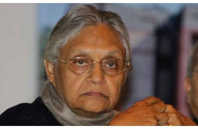 शीला के अलावा पूर्व मंत्री किरण वालिया के खिलाफ भी आरोप