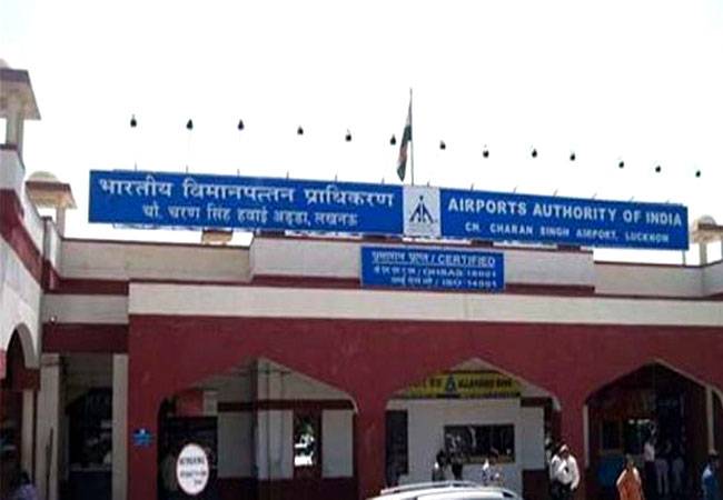 चौधरी चरण सिंह एयरपोर्ट पर पकड़ा गया यात्री