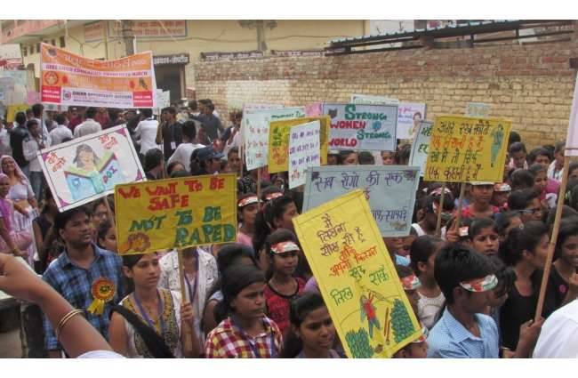 ‘अतुल्य साहस’ एनजीओ की ओर से निकली जागरूकता रैली