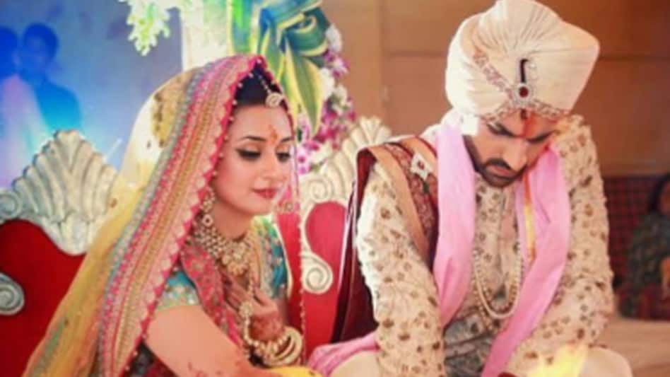 Counter Support Ejournal Art Gallery counter-support-ejournal-art-gallery