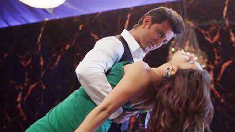 रितिक रोशन और जैकलीन फर्नांडीज 