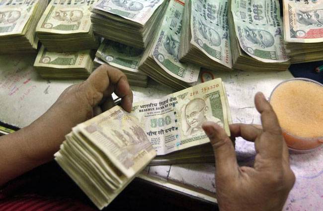 कालाधन पर मोदी सरकार ने लगाया लगाम