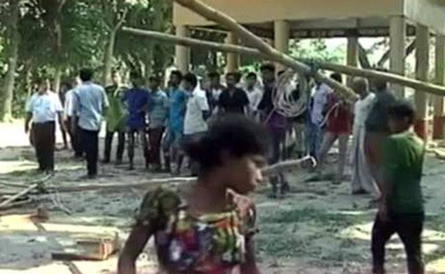 बांग्लादेश में 17 मंदिरों में आग लगाई गई