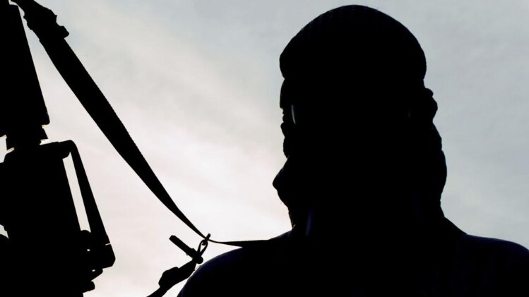 इस आतंकी का संबंध हिजबुल मुजाहिदीन से है