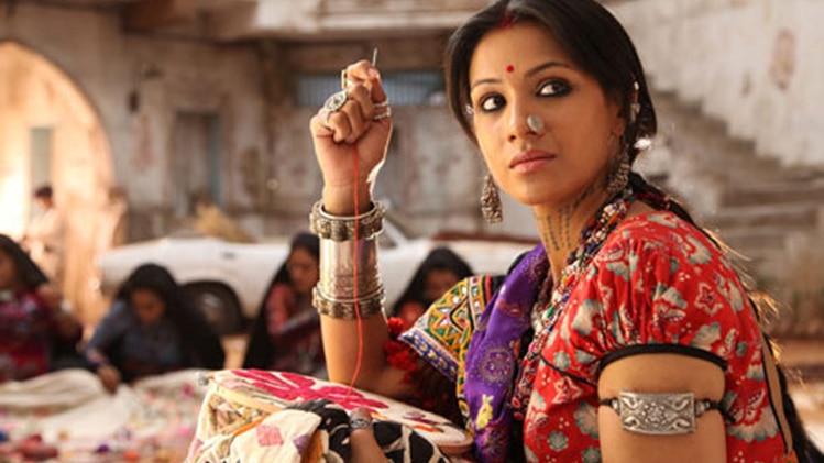 नामकरण में आशा का किरदार निभा रही हैं बरखा बिष्ट