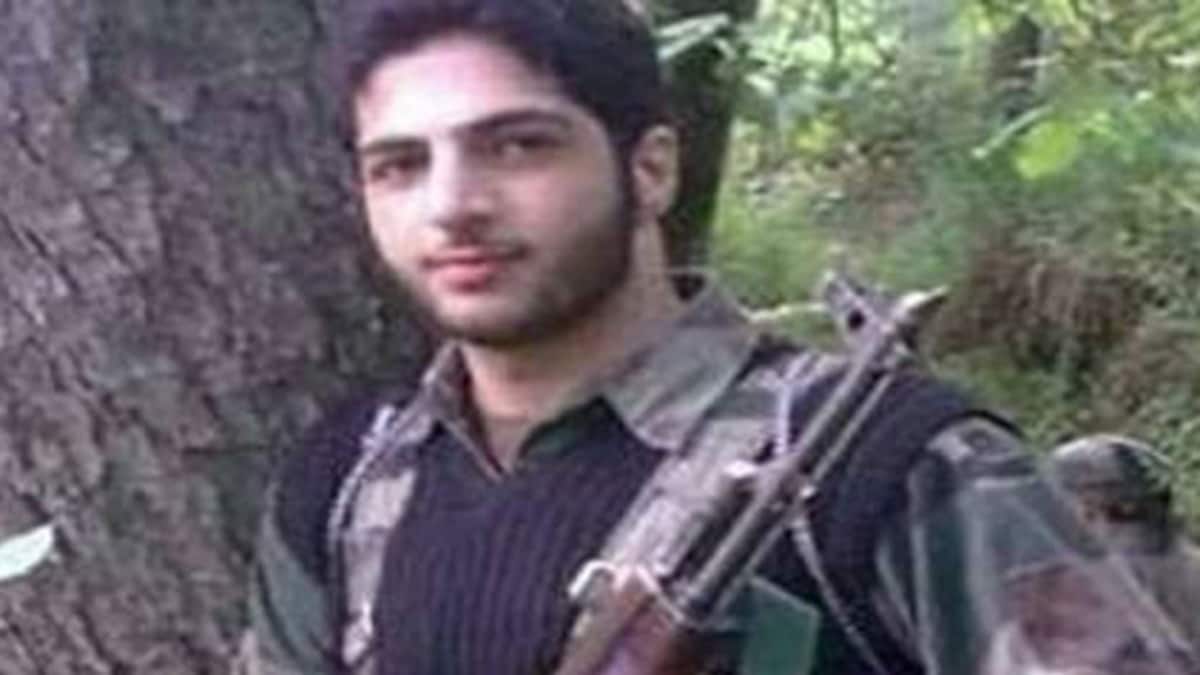 आतंकी बुरहान वानी के भाई की मौत पर PDP ...
