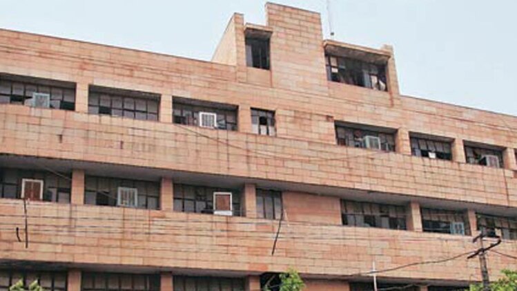 एमसीडी की आर्थिक तंगी