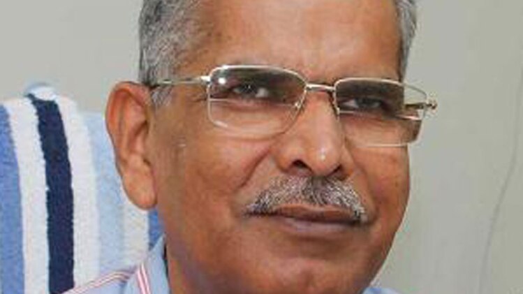  प्रोफेसर कुहाड़