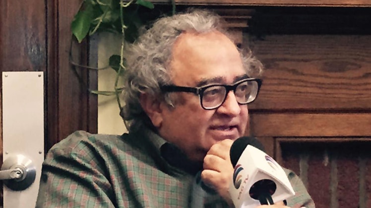 लगातार चर्चा में रहते हैं तारक फतह 