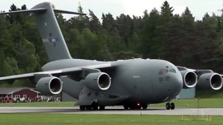 ग्लोबमास्टर वायु सेना का मालवाहक विमान है