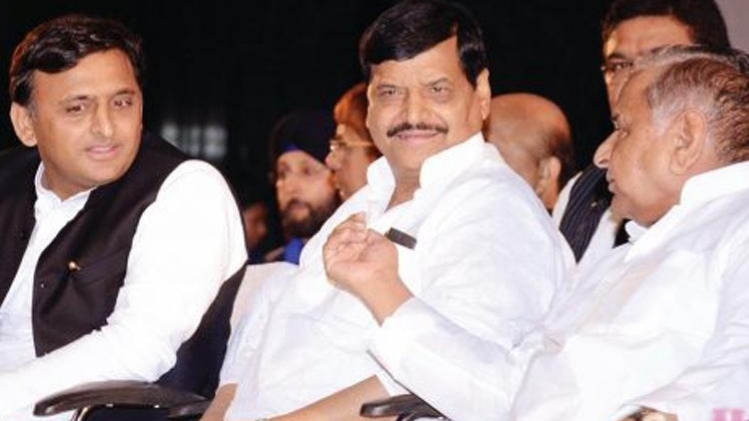 मुलायम-अखिलेश