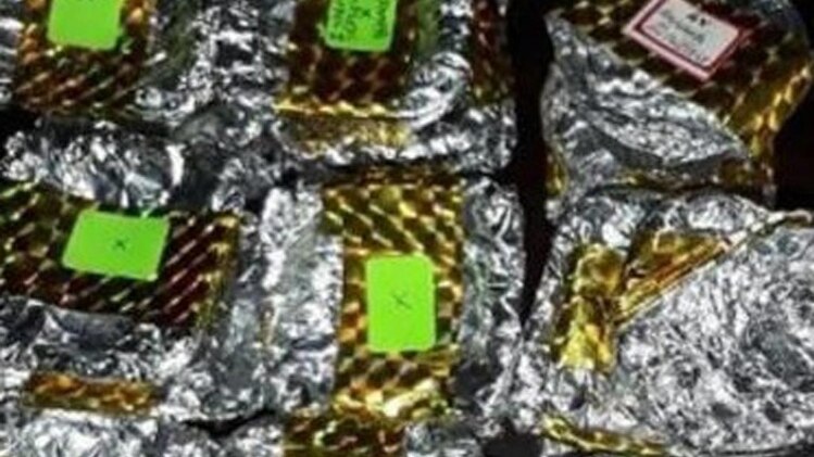 बरामद ड्रग्स चॉकलेट्स