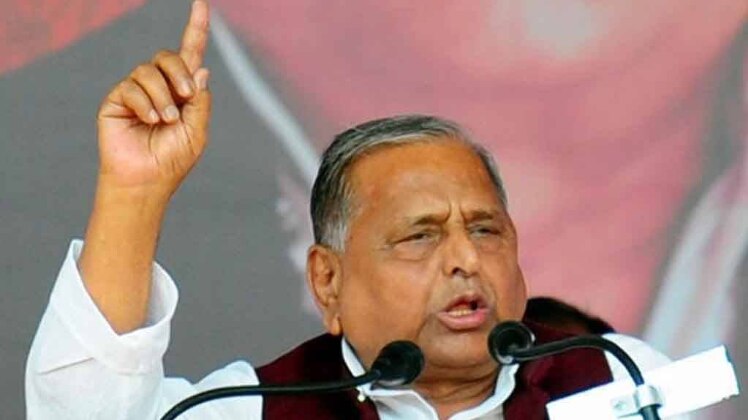 यूपी में कई मुलायम !