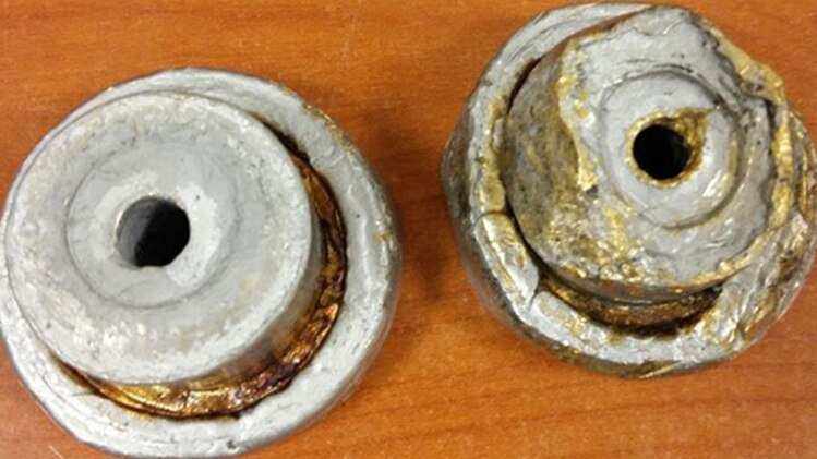 एयरपोर्ट पर बरामद किया गया सोना