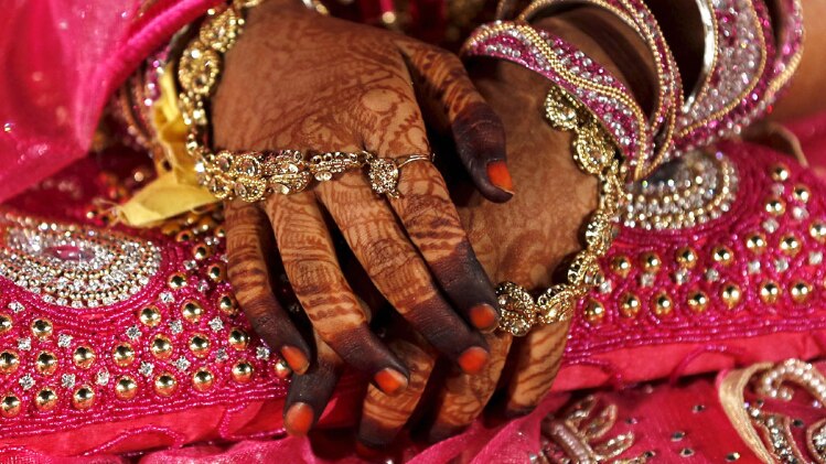 अब करनी है महंगी शादी तो जुर्माना देने के लिए रहें तैयार