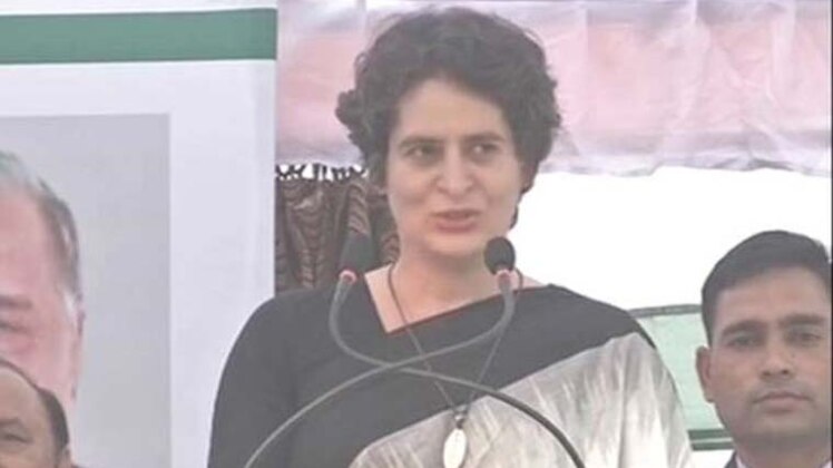 फतेहपुर में चुनावी रैली को संबोधित करते राहुल गांधी 