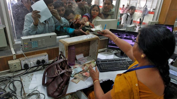 रेलवे कर्मचारियों के प्रदर्शन पर होगी नजर 