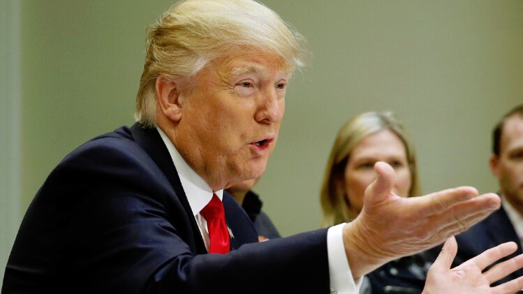 ट्रंप की यूनिवर्सिटी को धमकी...